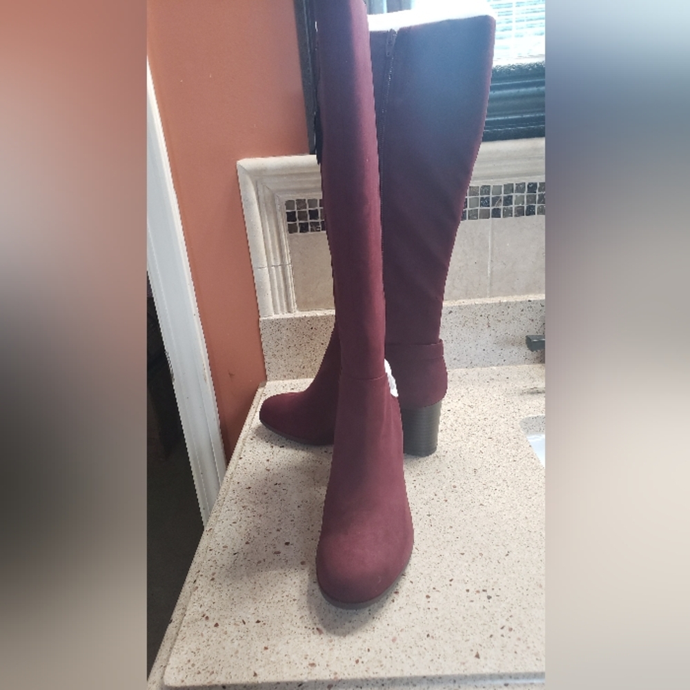 NWOB GIANNI BERNINI MEMORY FOAM KNEE HIGH BOOTS (BURGUNDY) Sz. 7.5M or 9M ..... - Picture 4 of 10